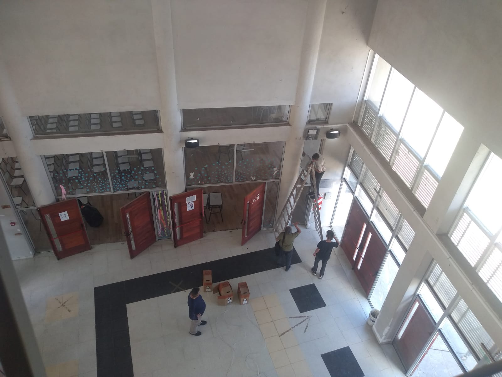 Educación colocó pisos tecnológicos en escuelas de Andalgalá Belén La Paz Santa Rosa Capayán FME Valle Viejo y Capital7