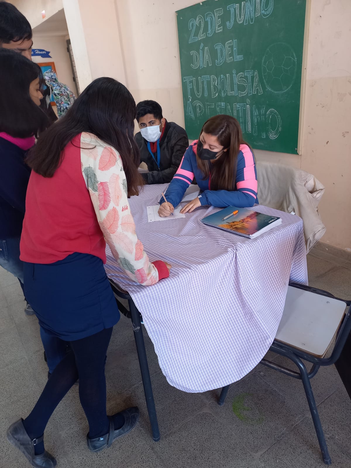 Acciones territoriales del Volve a la Escuela Catamarca en La Paz2