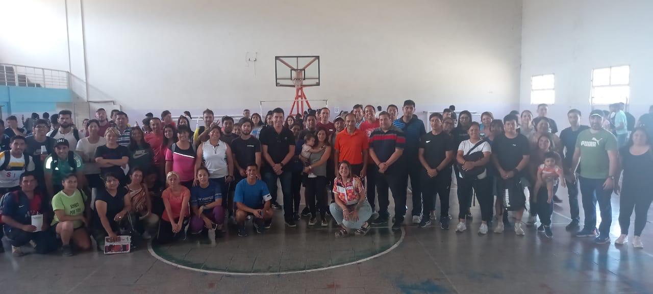 Docentes de Educacion Fisica se capacitaron en Futsal