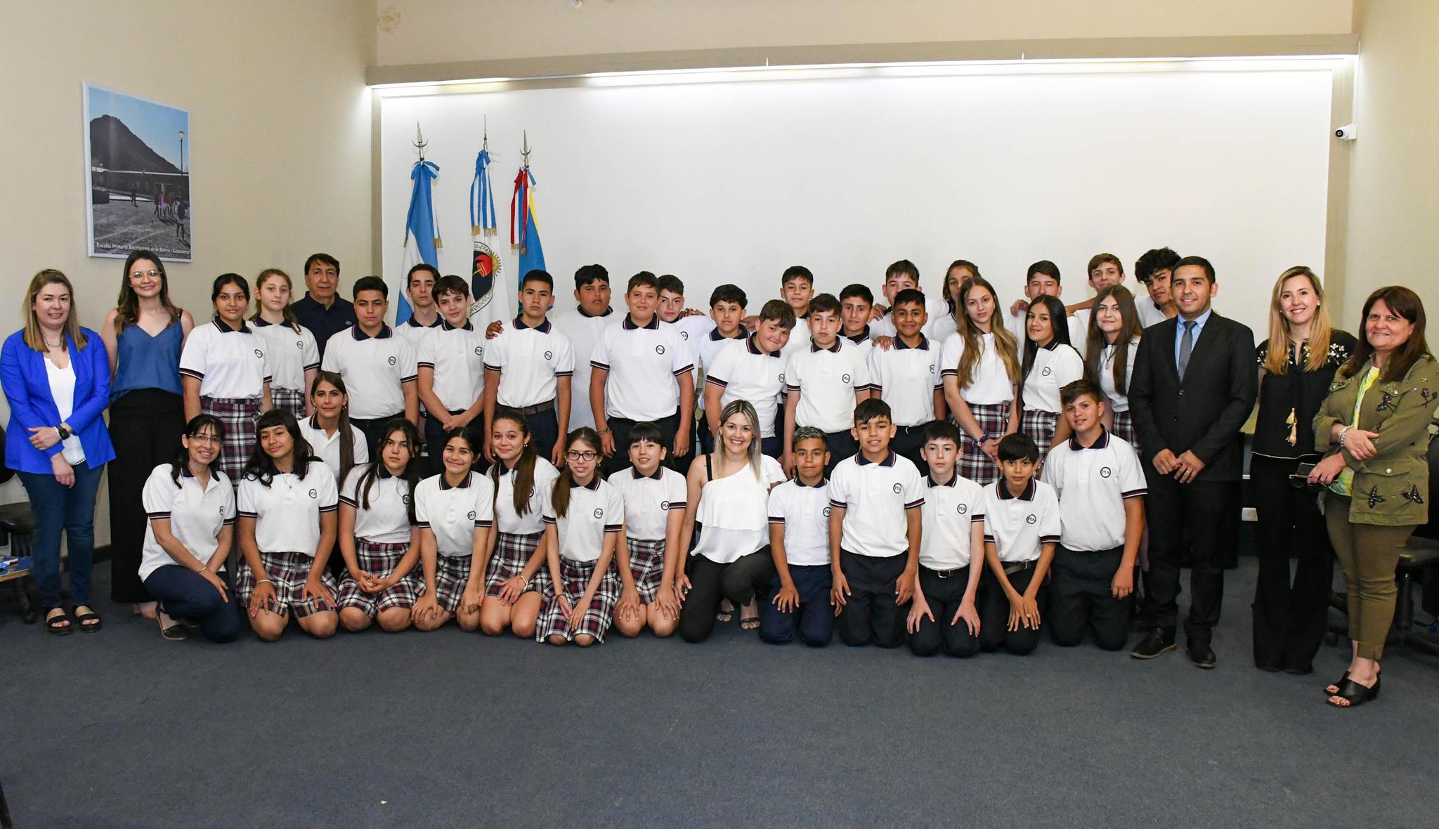 La ministra de Educacion recibio a estudiantes del Colegio Pia del Chaco