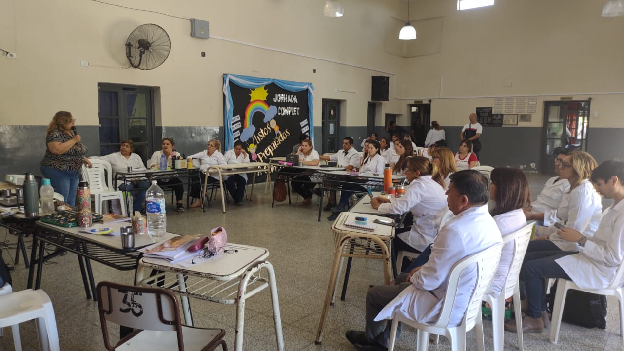 Encuentro presencial del equipo jurisdiccional de Libros para Aprender en La Paz1