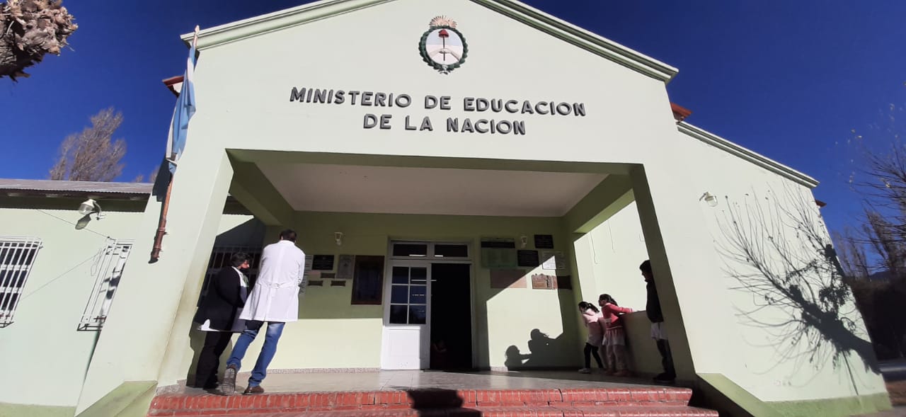 Educación estudia la factibilidad en cuatro escuelas de Santa María para implementar la jornada completa3