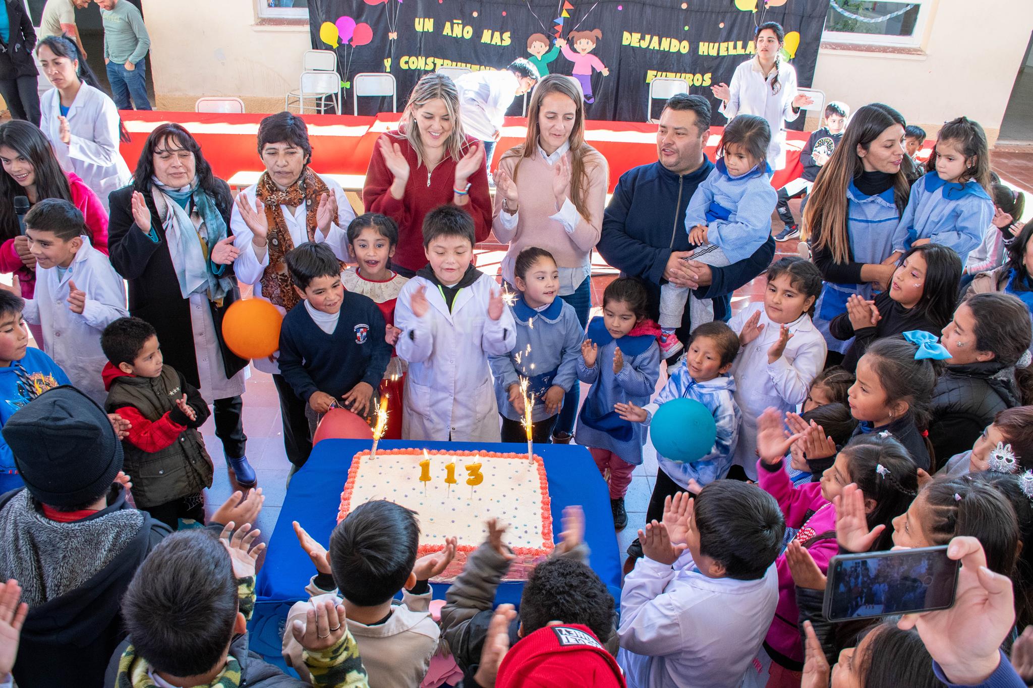 La Escuela N288 de Hualfín celebró 113º años de vida institucional junto a la ministra de Educación1