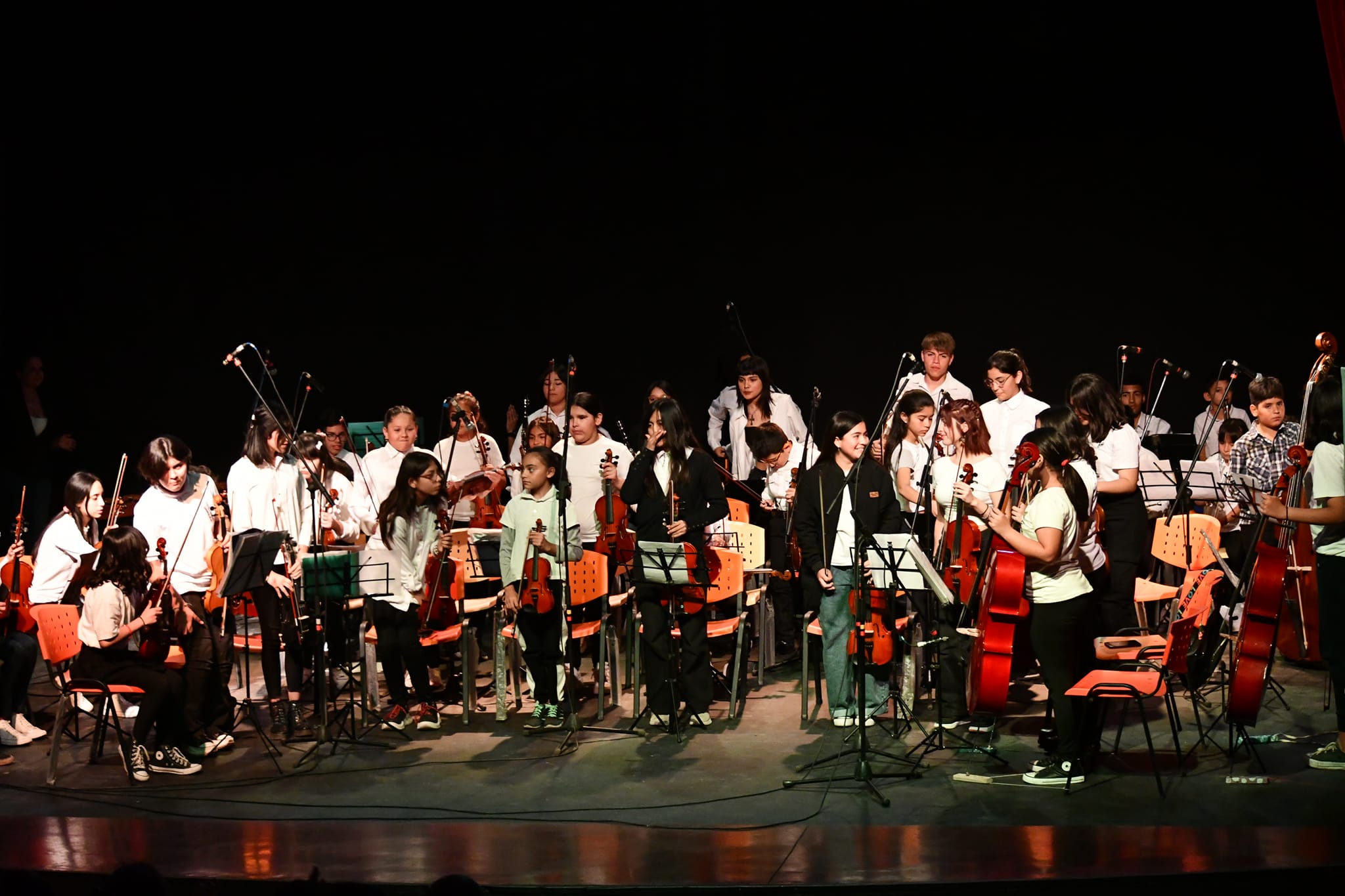 La orquesta del Ministerio de Educacion se presento en el 14 Encuentro Nacional de Coros Catamarca da la Nota1