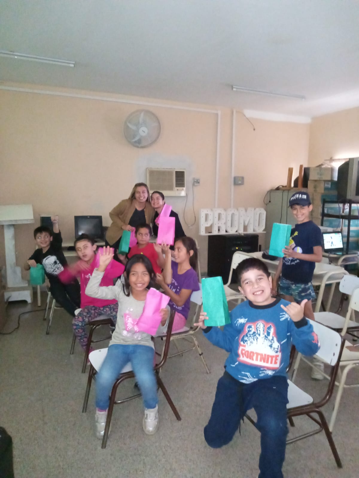 Actividad recreativa con alumnos del Aprender Más en la Escuela N1271