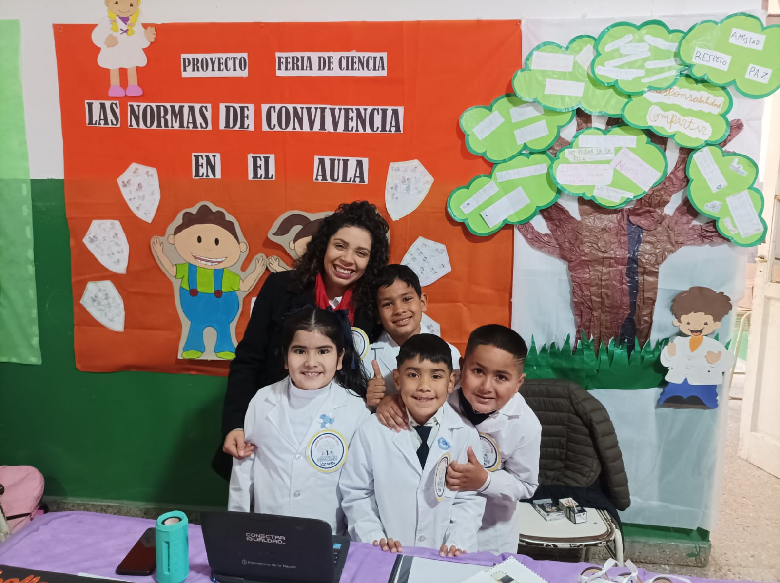 Gran convocatoria para la Feria de Educación Arte Ciencia y Tecnología que se desarrolló junto a escuelas de La Paz y Ancasti4