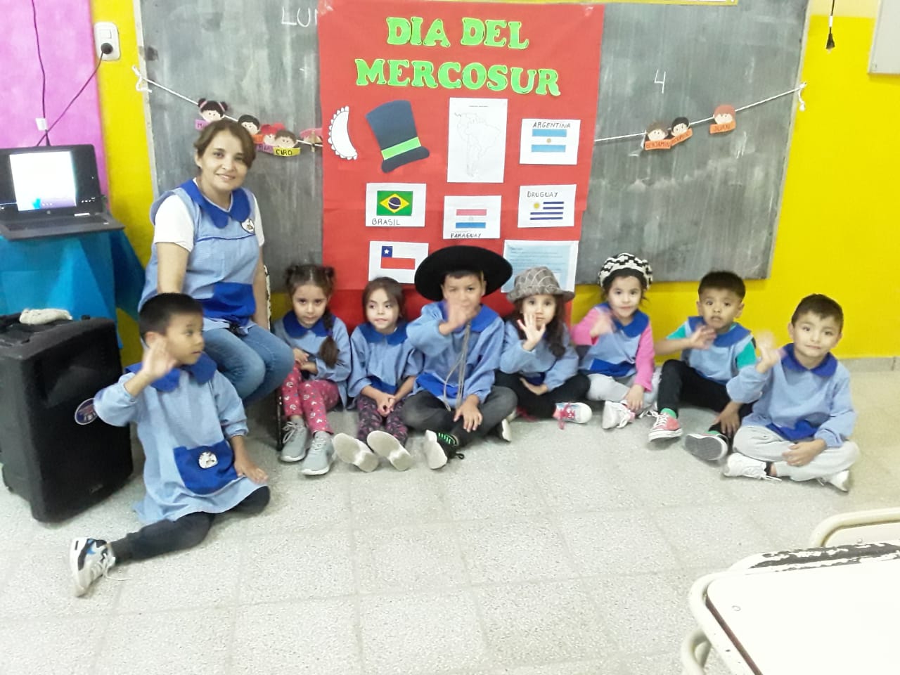 Celebración por el Día del Mercosur en los Jardines de Infantes15
