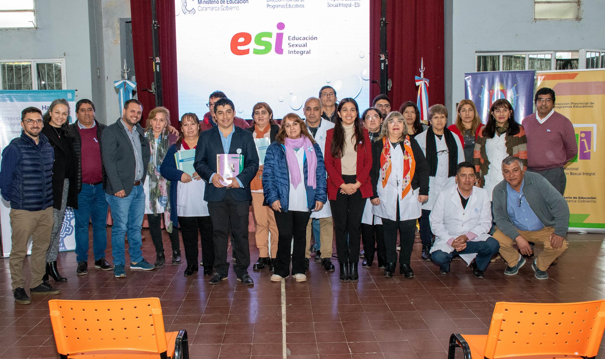 Educación convocó más de 200 docentes de Paclín que se capacitaron en ESI6