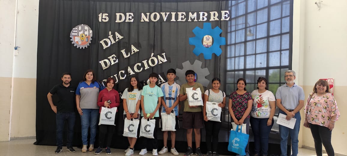 El Ciclo de Cortos ESI es tuDerecho premio a la produccion destacada de alumnos de la EPET N4 deAndalgala