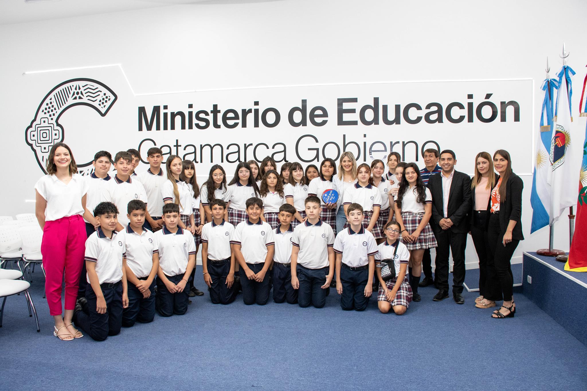 Una delegacion de estudiantes del Colegio Pia de Chaco visito Catamarca y establecio lazos con escuelas locales1
