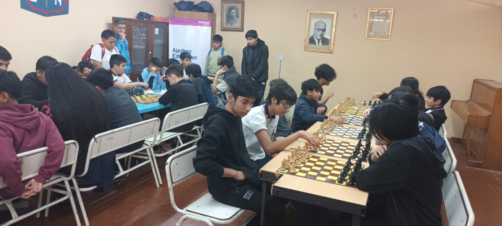 Encuentro escolar de ajedrez en la Secundaria N35