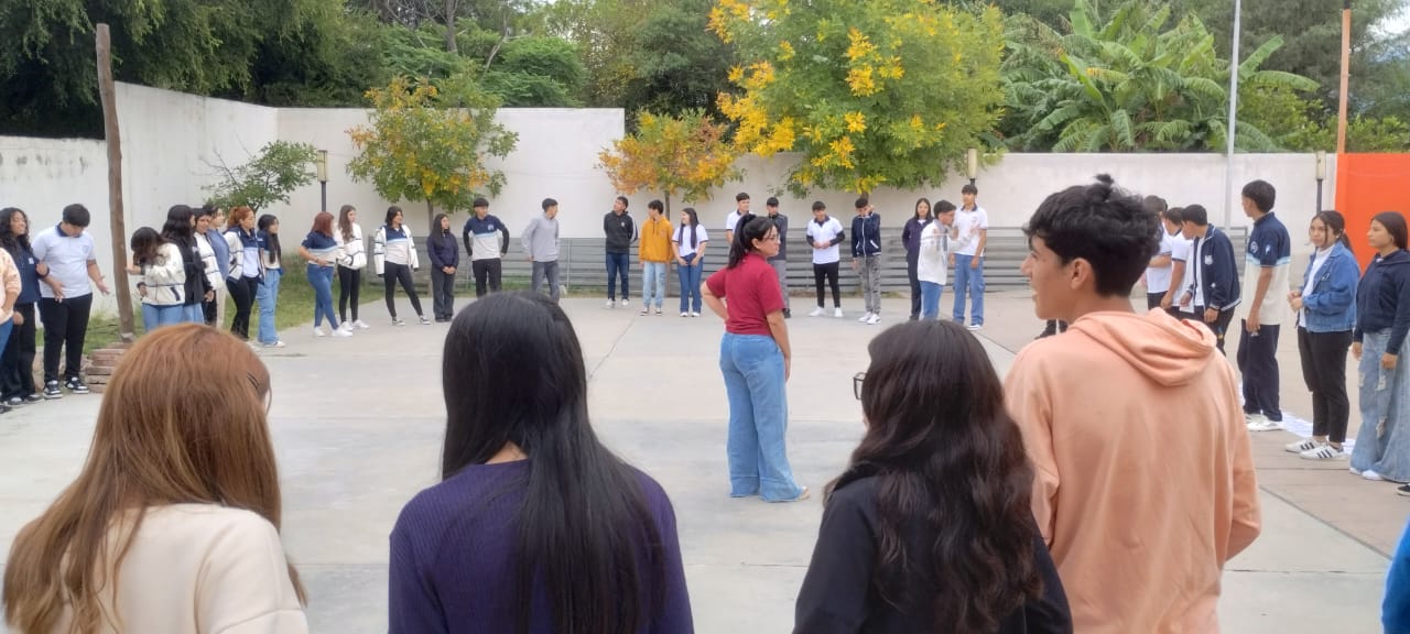 Taller de prevención del suicidio en Huillapima trabajo conjunto entre Educación y Salud2
