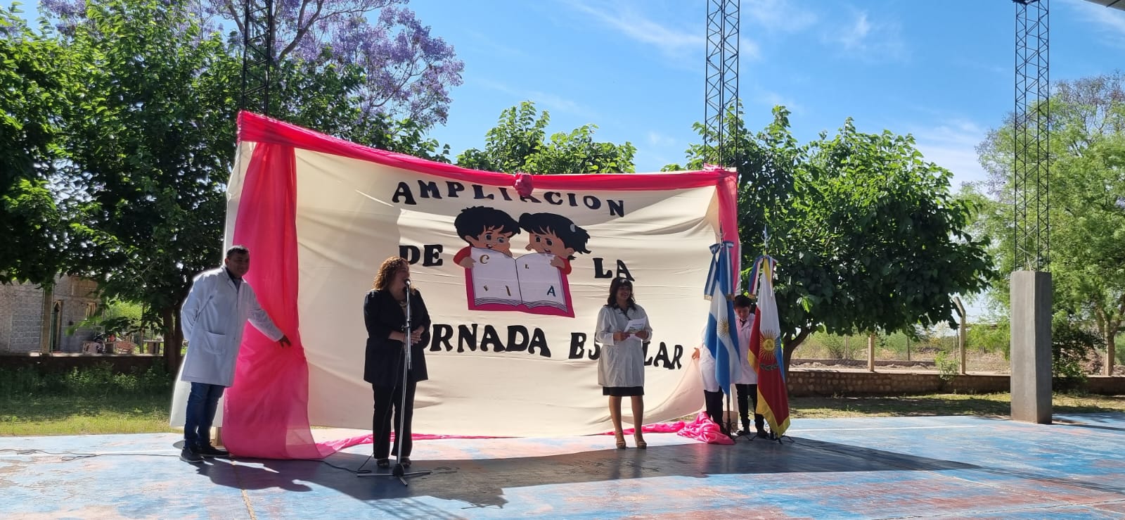 Continua la implementacion de la Jornada Extendida y Completa en las escuelas primarias de Belen y Andalgala 