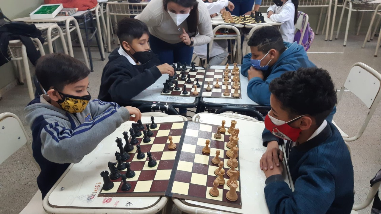 Educacion continua narrando Historias del Ajedrez en las escuelas