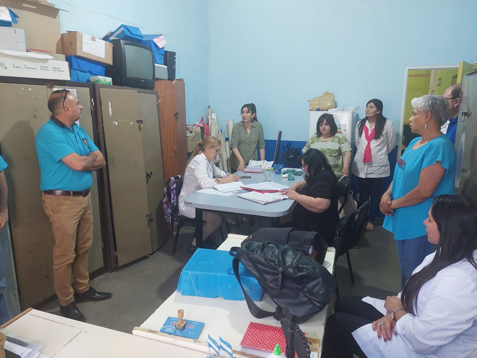 Educacion se reunio con el equipo de la la Escuela Primaria EDJA N43 del Servicio Penitenciario1
