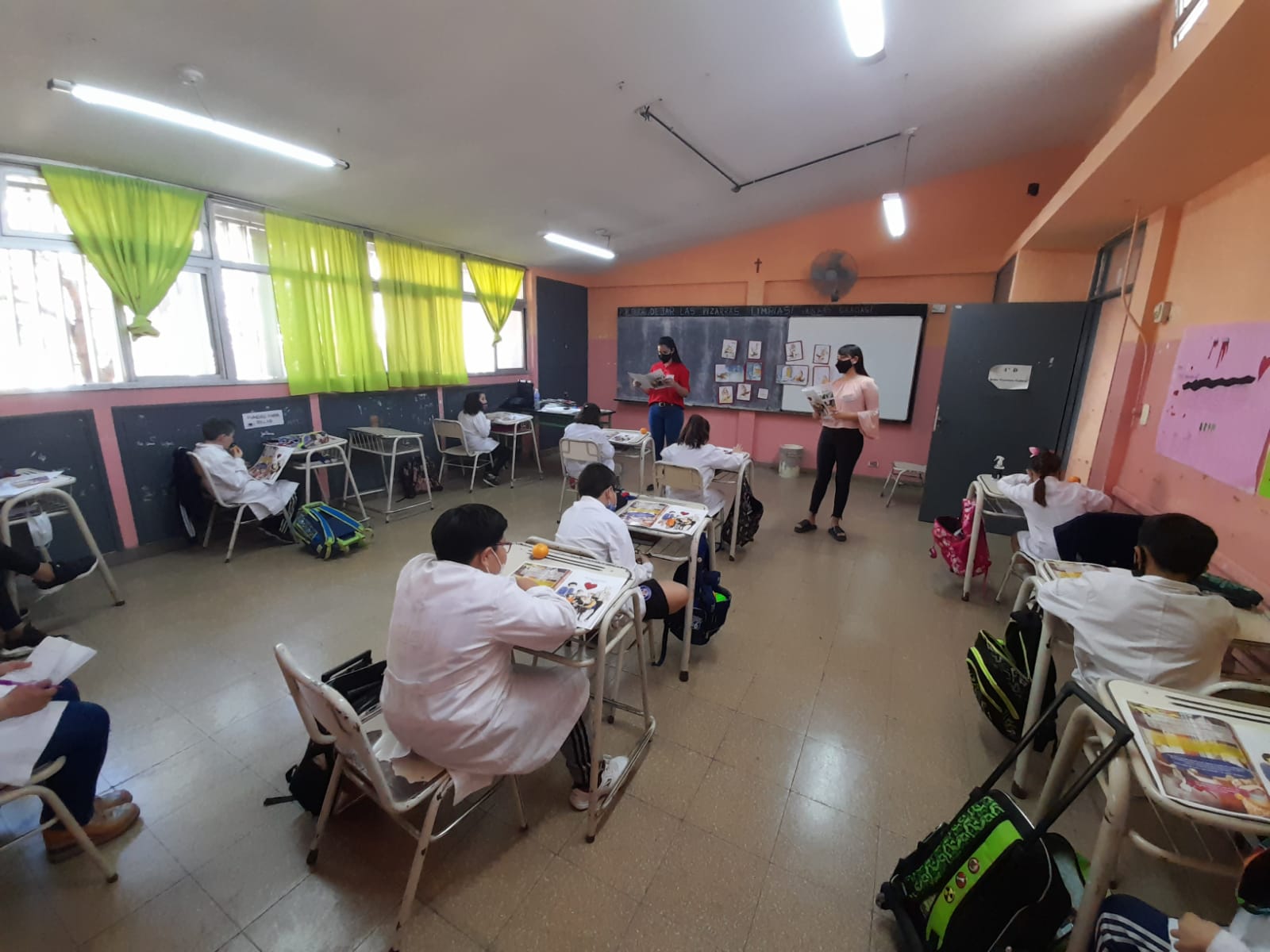 Jornada de lectura con alumnos de la Escuela N993 Sarmiento-Moreno 1