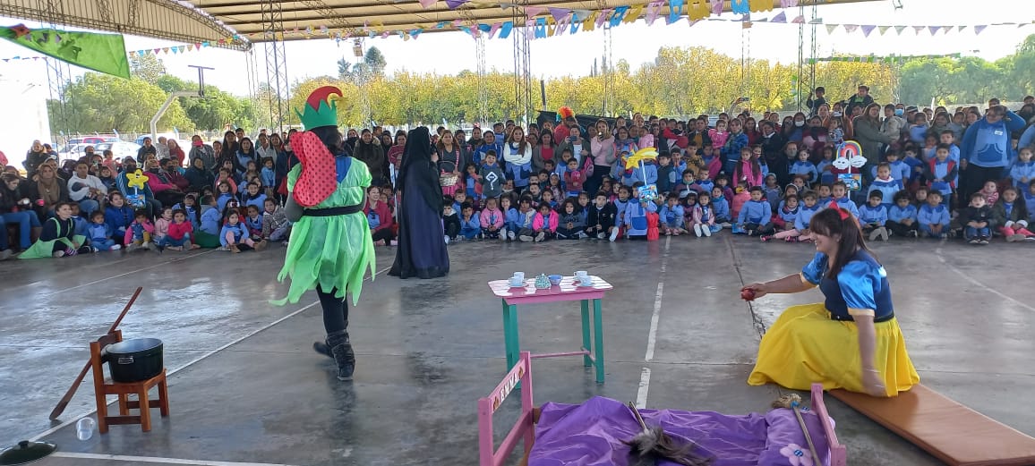 Los Jardines de Infantes de La Paz y Ancasti celebraron su dia junto a mas de 300 ninos7